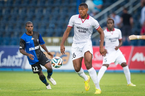 PIŁKA NOŻNA LE ZAWISZA BYDGOSZCZ SV ZULTE WSARENGEN (Luis Carlos Lima, Chuks Aneke )