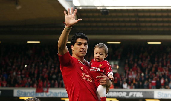 1. Luis Suarez - z Liverpoolu do Barcelony za 88 mln euro