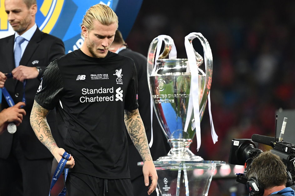 Karius, antybohater meczu. Po jego złych interwencjach Real strzelił dwa gole.