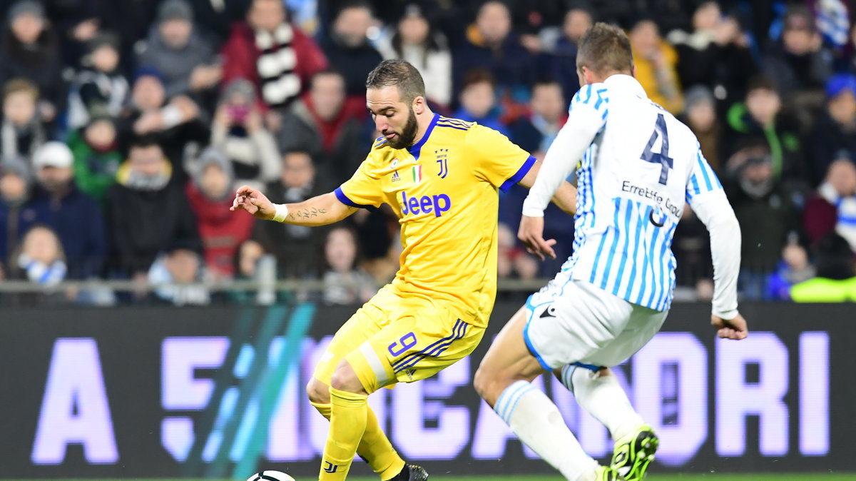 Gonzalo Higuain i Thiago Cionek