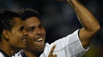 FBL-BRAZIL-CORINTHIANS-PONTE PRETA-RONALDO