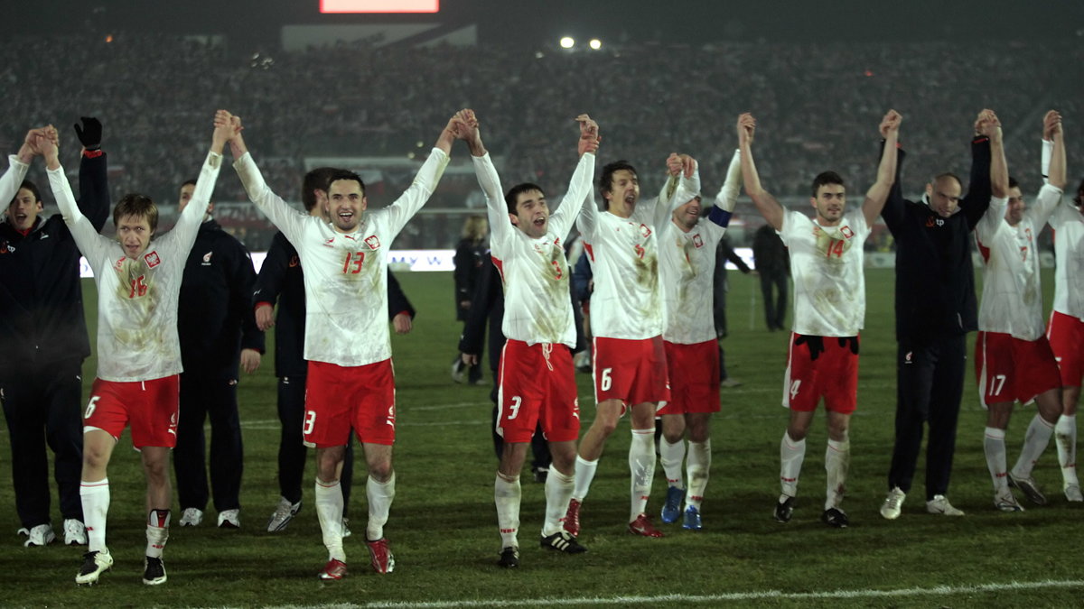 Polacy świętują awans do EURO 2008 po ograniu Belgii 2:0 w Chorzowie