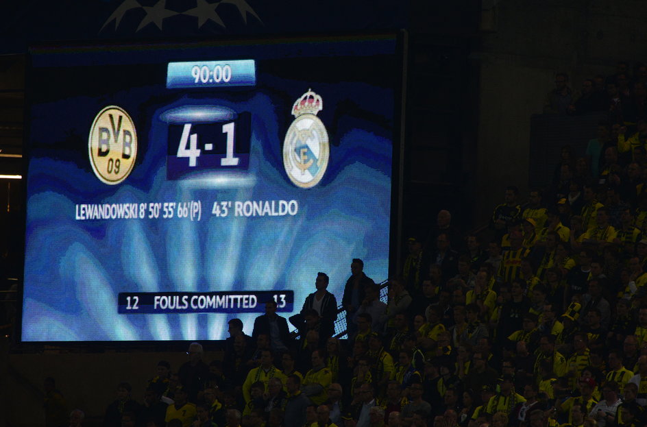 Pamiętny mecz Borussii Dortmund z Realem Madryt.