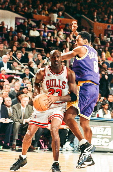 Michael Jordan i Kobe Bryant (1998 rok)