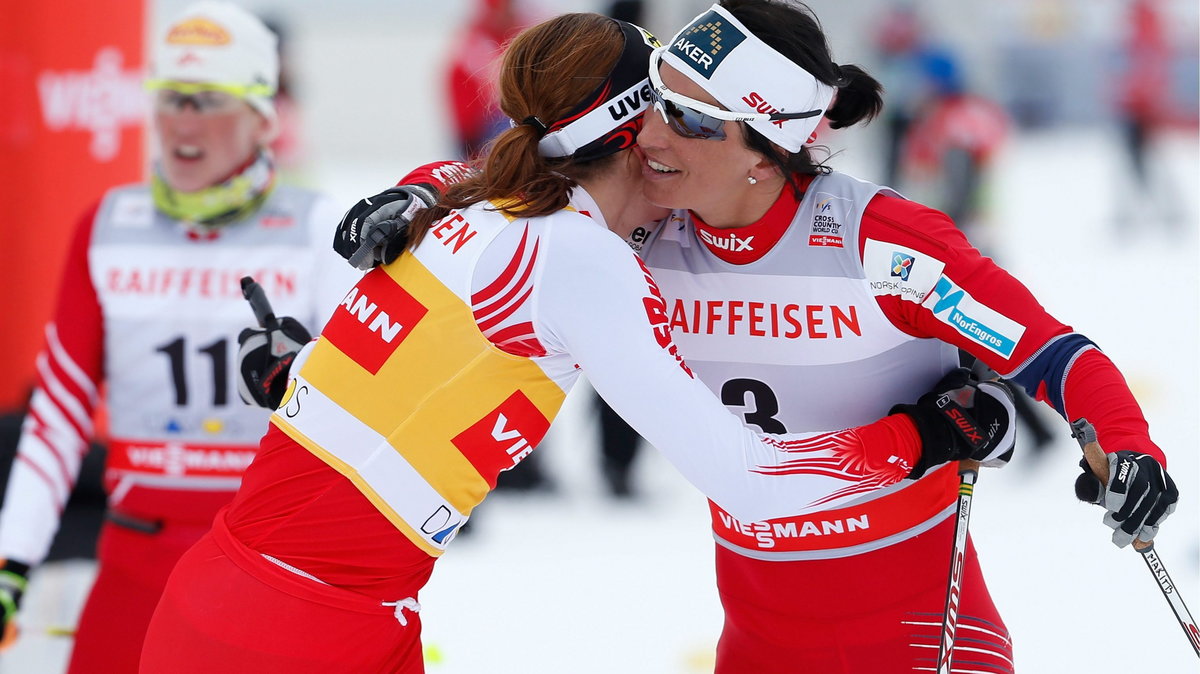 Justyna Kowalczyk (L) i Marit Bjoergen