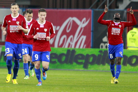 PIŁKA NOŻNA LIGA POLSKA PIAST GLIWICE LEGIA WARSZAWA (Krzysztof Król Radosław Murawski Victor Nikiema)