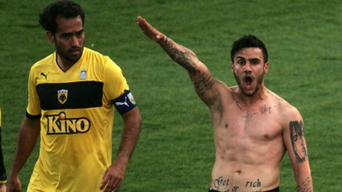 Roger Guerreiro (L) i Giorgos Katidis (P)