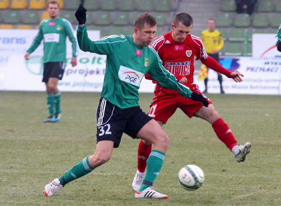 PIŁKA NOŻNA LIGA POLSKA PGE GKS BEŁCHATÓW PIAST GLIWICE