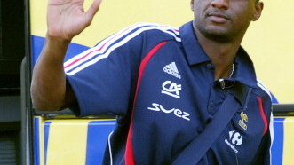 FBL-EUR2008-FRANCE-VIEIRA