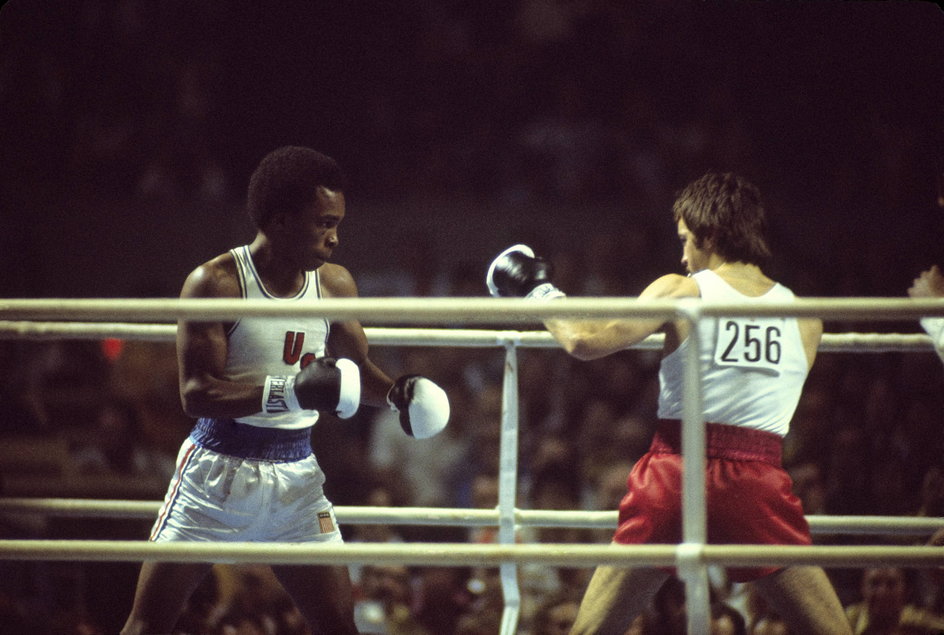 Kazimierz Szczerba –  Ray Leonard (USA) na igrzyskach olimpijskich w Montrealu w 1976 r.