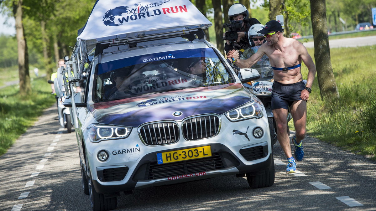 Max Verstappen jako kierowca na trasie Wings for Life World Run w Holandii