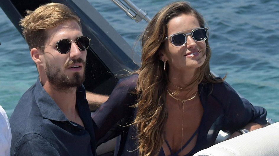 Izabel Goulart i Kevin Trapp na wakacjach