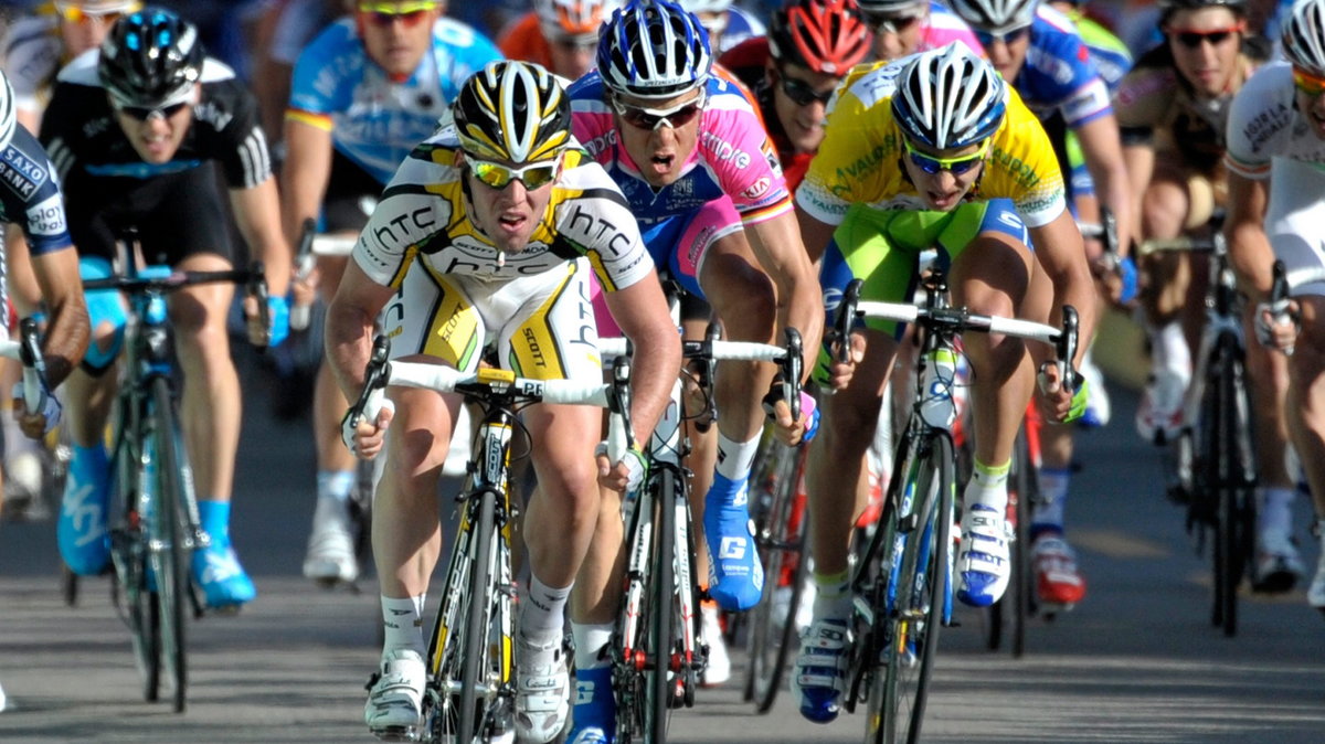 Mark Cavendish (L)