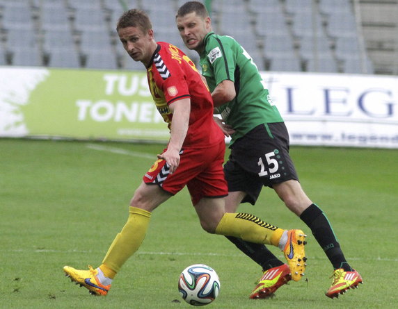 PIŁKA NOŻNA LIGA POLSKA KORONA KIELCE GÓRNIK ŁĘCZNA (Vlastimir Jovanovic Grzegorz Bonin)