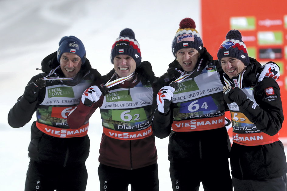 Od lewej: Piotr Żyła, Andrzej Stękała, Dawid Kubacki i Kamil Stoch