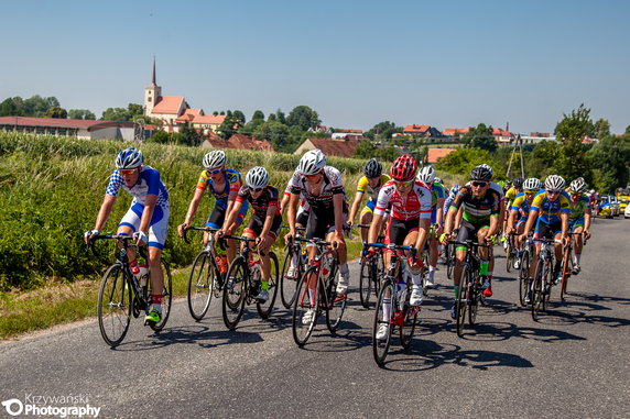 Wyścig ze startu wspólnego juniorów i juniorek