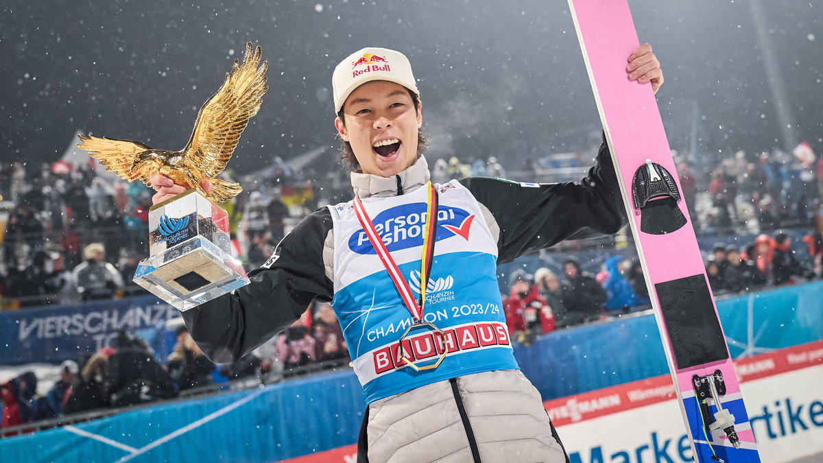 Ryoyu Kobayashi goni Janne Ahonena. Imponujące dokonania Japończyka w