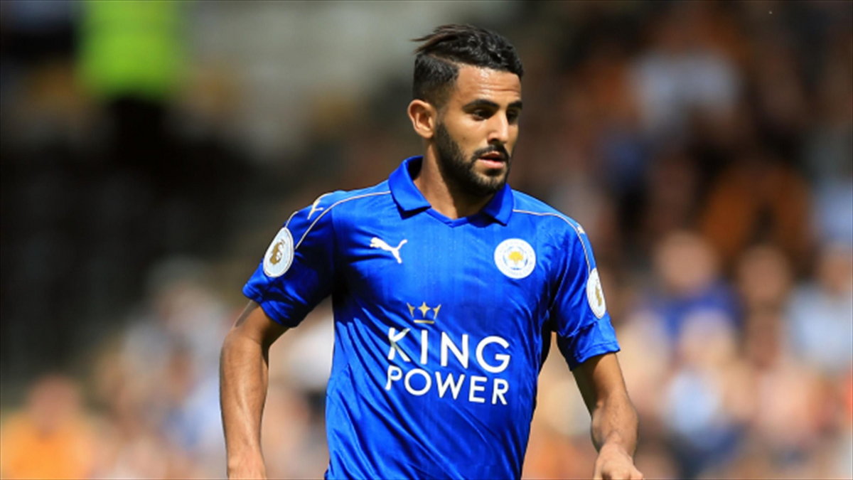 Mahrez podpisał nowy kontrakt z Leicesterem City