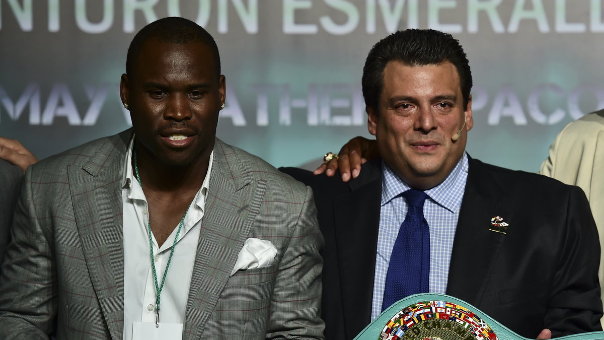 Adonis Stevenson, Mauricio Sulaiman i Larry Holmes