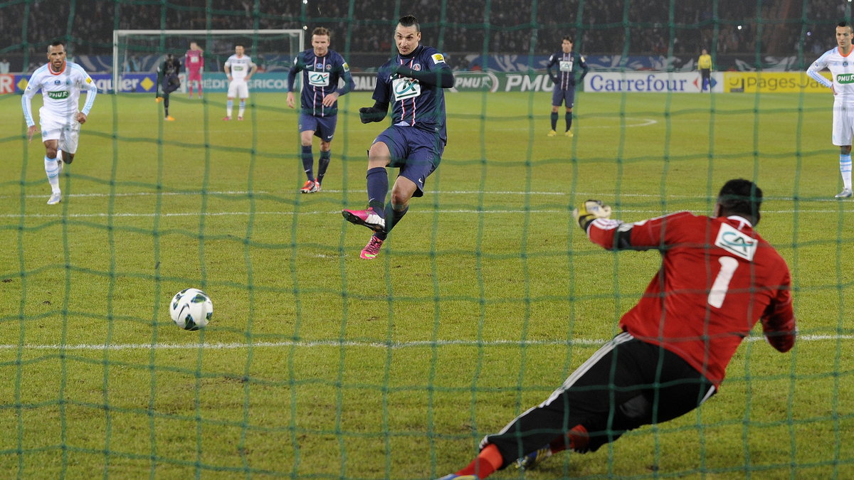 Zlatan Ibrahimovic pieczętuje awans PSG w meczu z OM