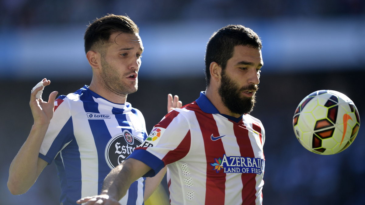 Arda Turan (z prawej) i Lucas Perez (z lewej) 