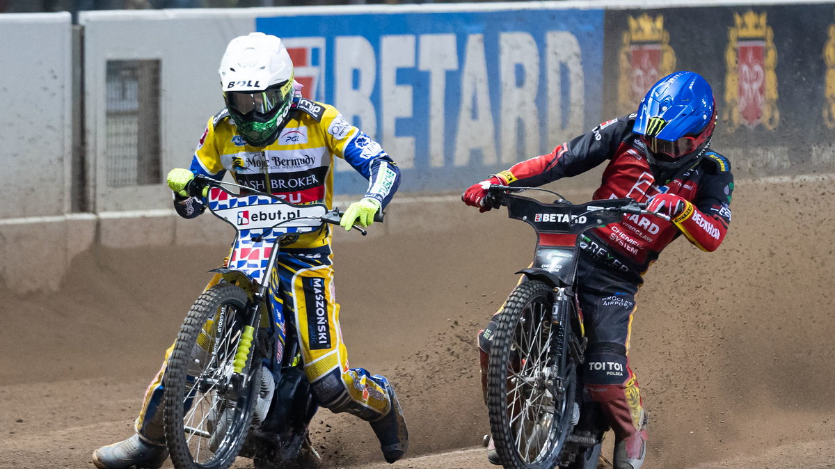 Martin Vaculik, Daniel Bewley