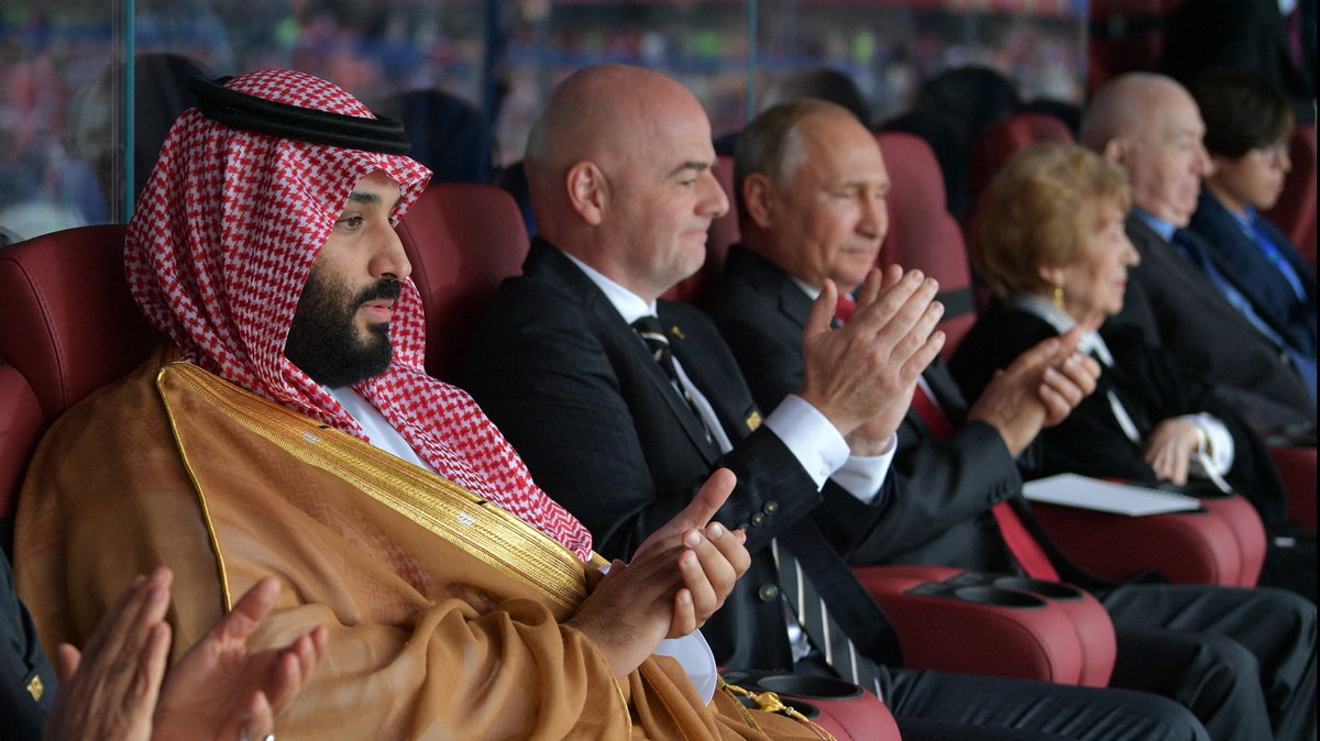 Muhammad ibn Salman, Gianni Infantino i Władimir Putin podczas meczu otwarcia MŚ 2018