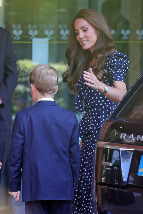 Księżna Kate i książę George w drodze na finał Wimbledonu