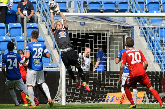 PIŁKA NOŻNA EKSTRAKLASA LECH POZNAŃ PIAST GLIWICE ( Jasmin Buric )