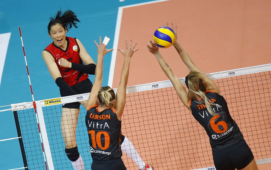 Eczacibasi VitrA Stambuł - VakifBank Stambuł