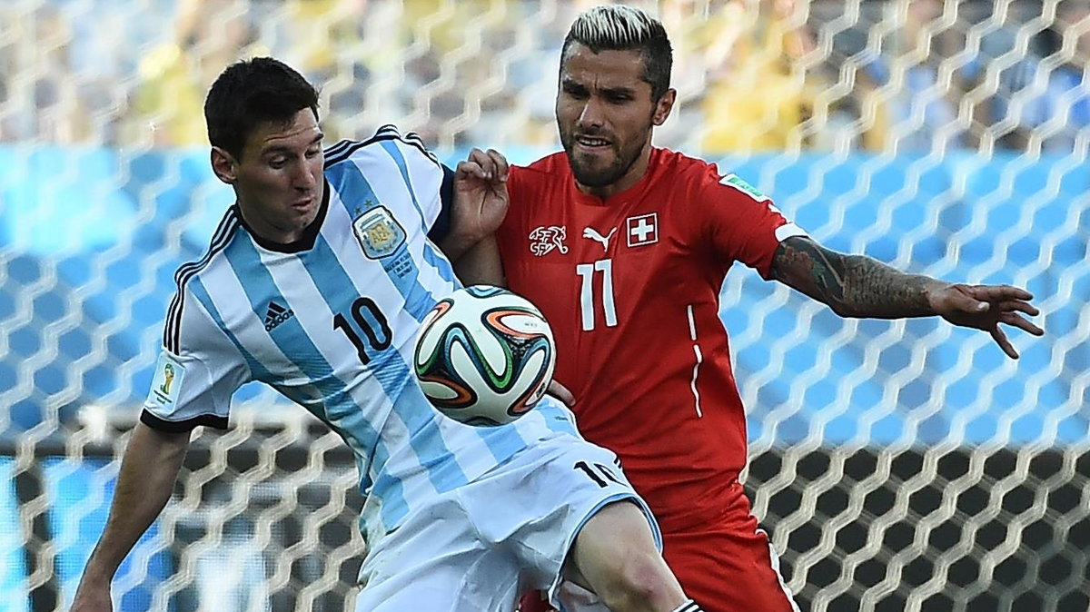 Leo Messi i Valon Behrami