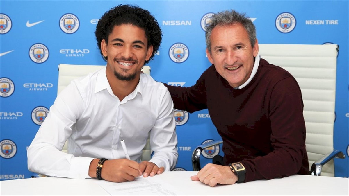 Douglas Luiz podpisał kontrakt z Manchesterem City