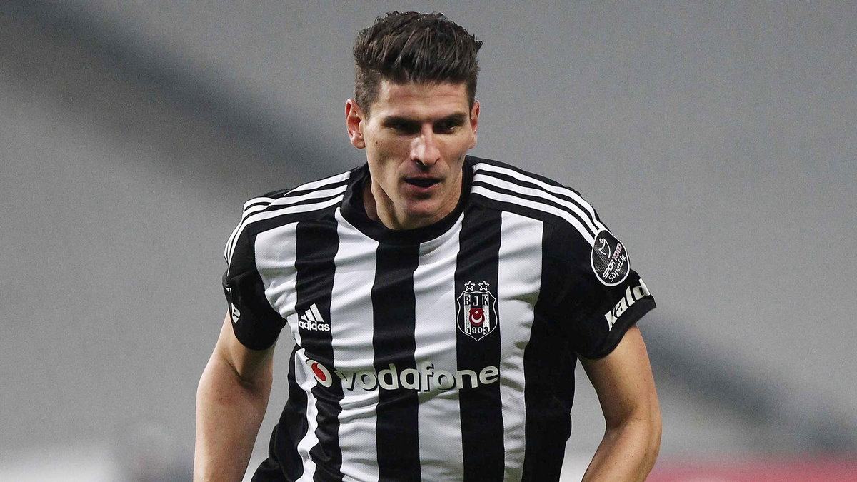 Mario Gomez może trafić do Borussii Dortmund