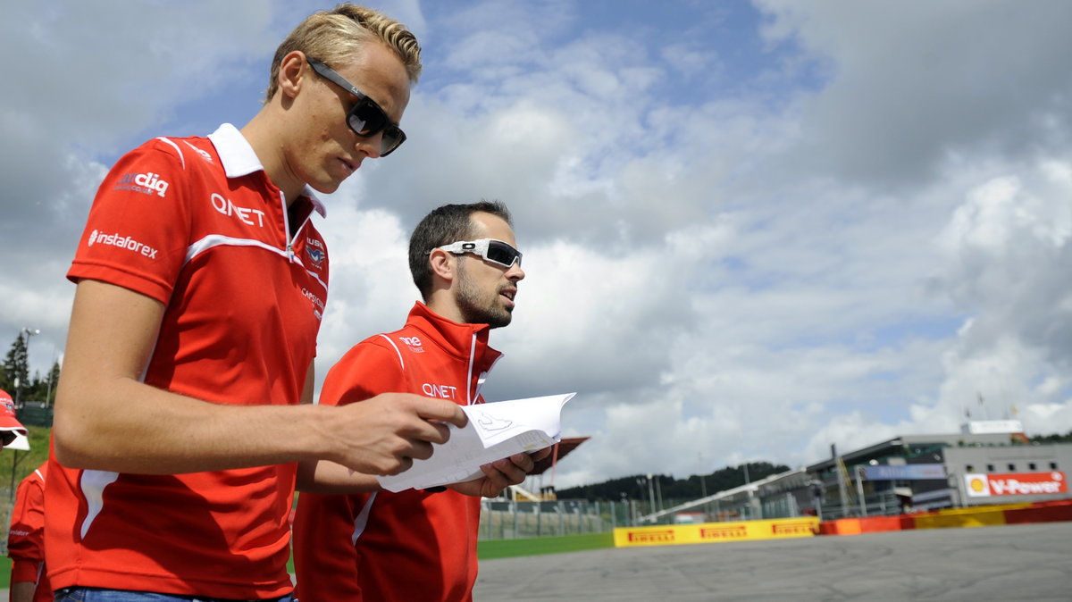 Max Chilton (L)