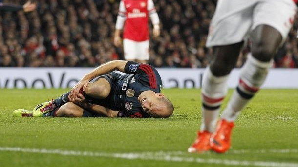 Arjen Robben mistrz symulowania