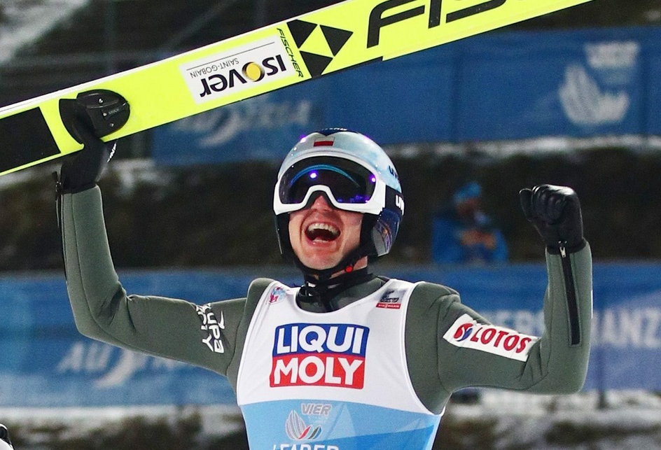 Kamil Stoch ma w dorobku cztery medale olimpijskie. Startując w Pekinie będzie miał ukończone 34 lata i to raczej jego ostatnie igrzyska.