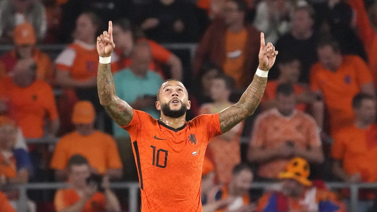 Memphis Depay pewnie zmierza po tytuł króla strzelców eliminacji MŚ 2022