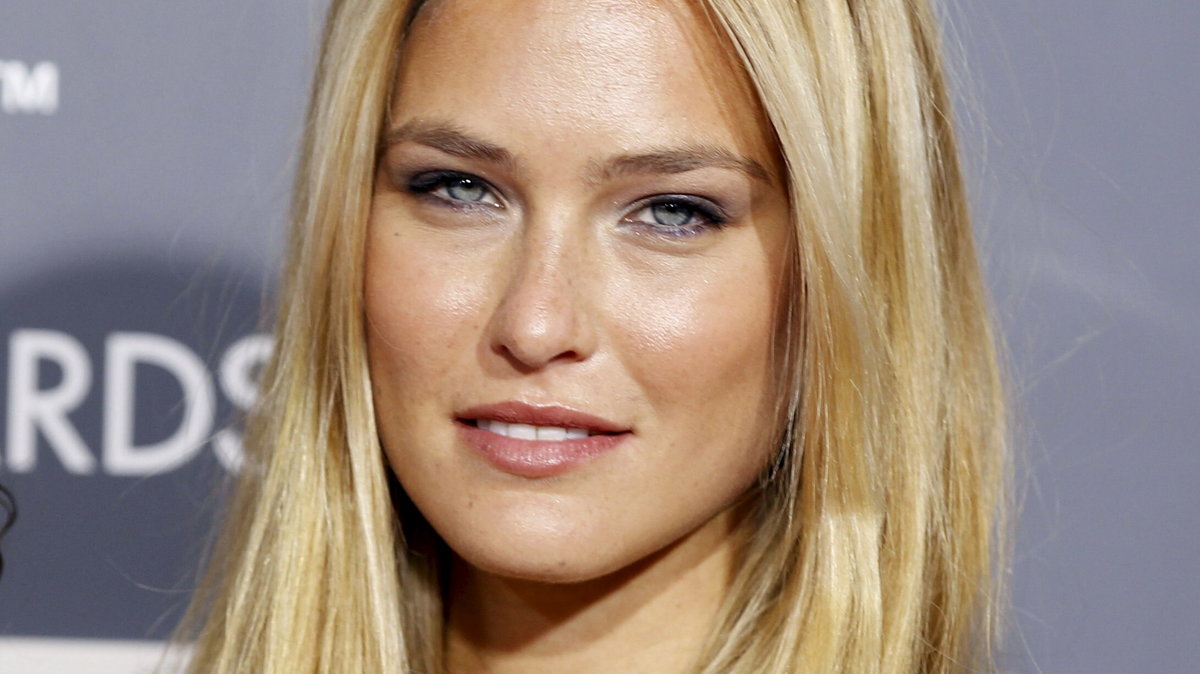 Israeli model Bar Refaeli arrives at the 53rd annual Grammy Awards in Los Angeles