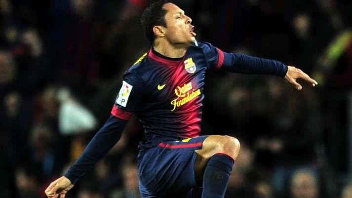FC Barcelona - Atletico Madryt/ Adriano cieszy się z gola