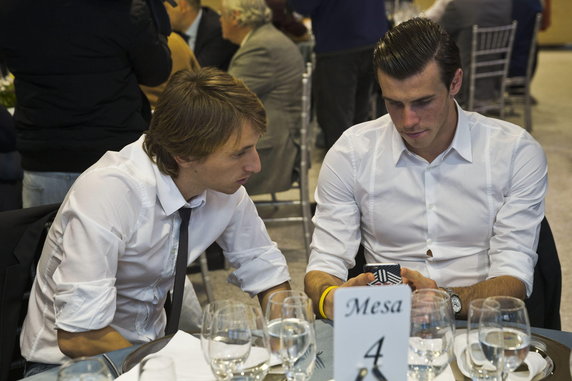 SPAIN SOCCER REAL MADRID (TRADITIONAL CHRISTMAS LUNCH)