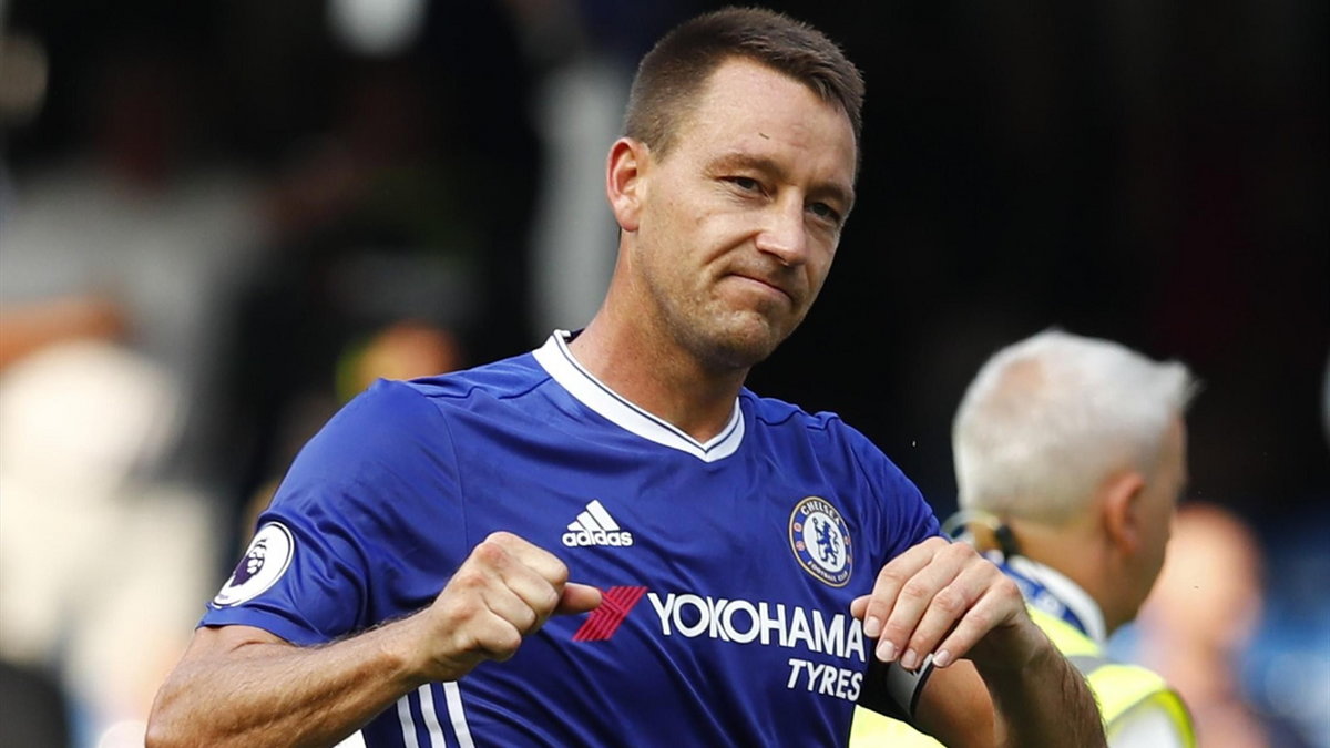 Ostatni bastion upada. John Terry na Old Trafford?