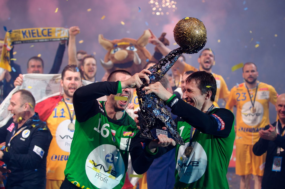 W 2016 r. Szmal świętował triumf w Lidze Mistrzów z Vive Tauron Kielce.