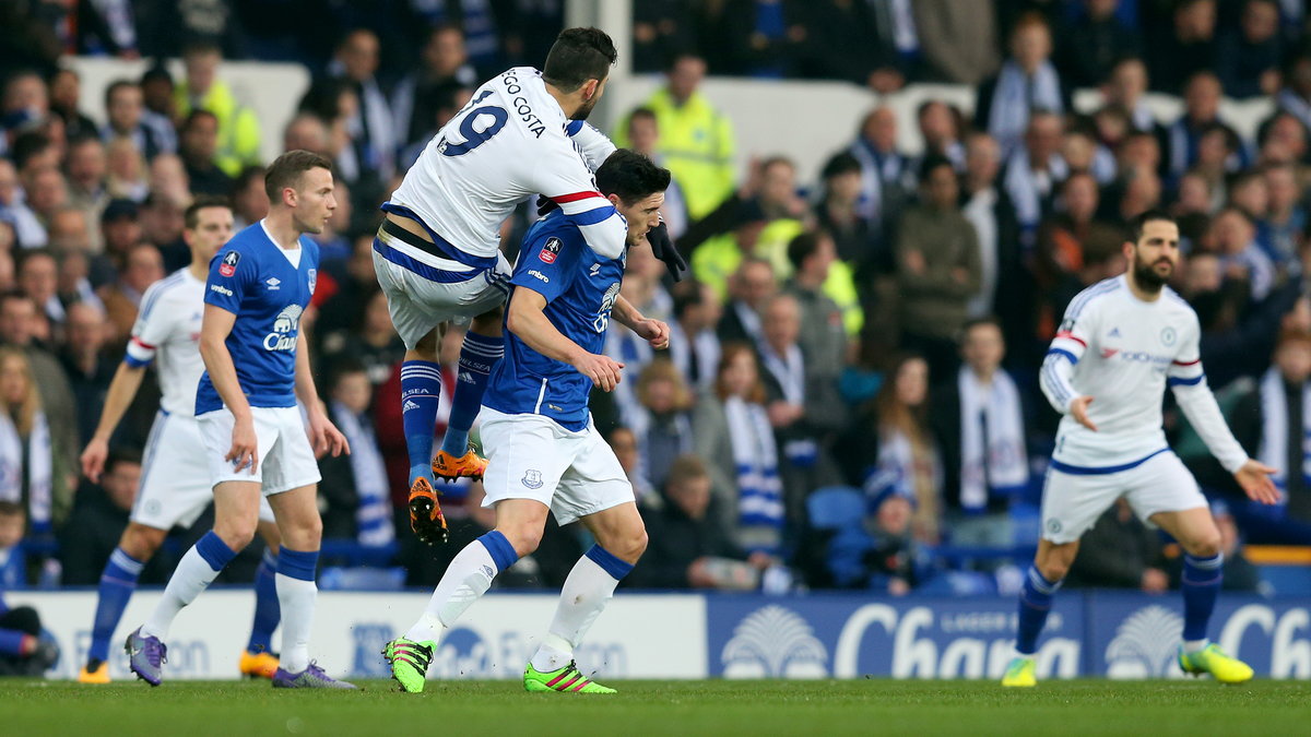 Gareth Barry kontra Diego Costa