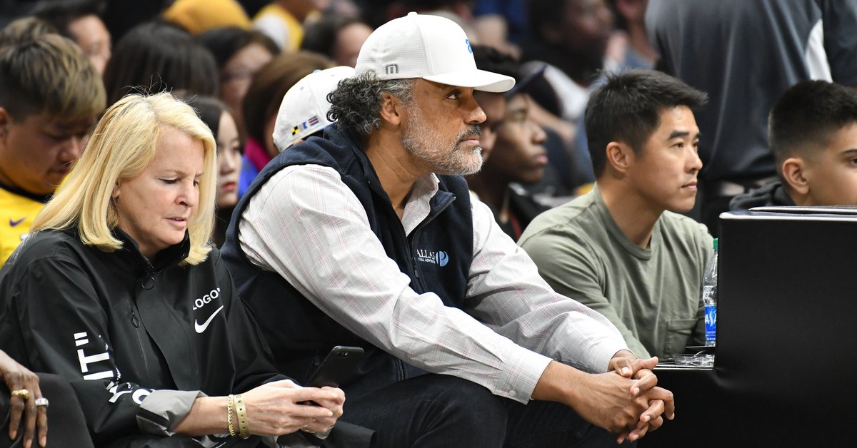 Został mistrzem NBA. Teraz wchodzi do polityki. Oto jego plan