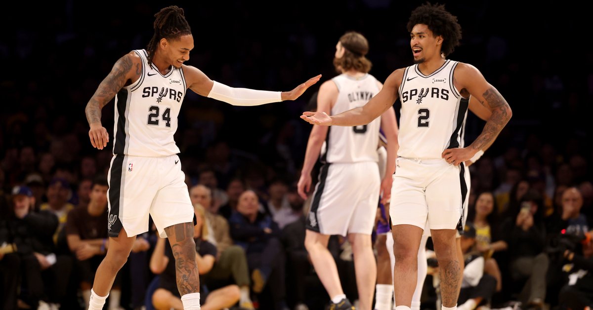 San Antonio Spurs i Oklahoma City Thunder w półfinale szczególnych rozgrywek