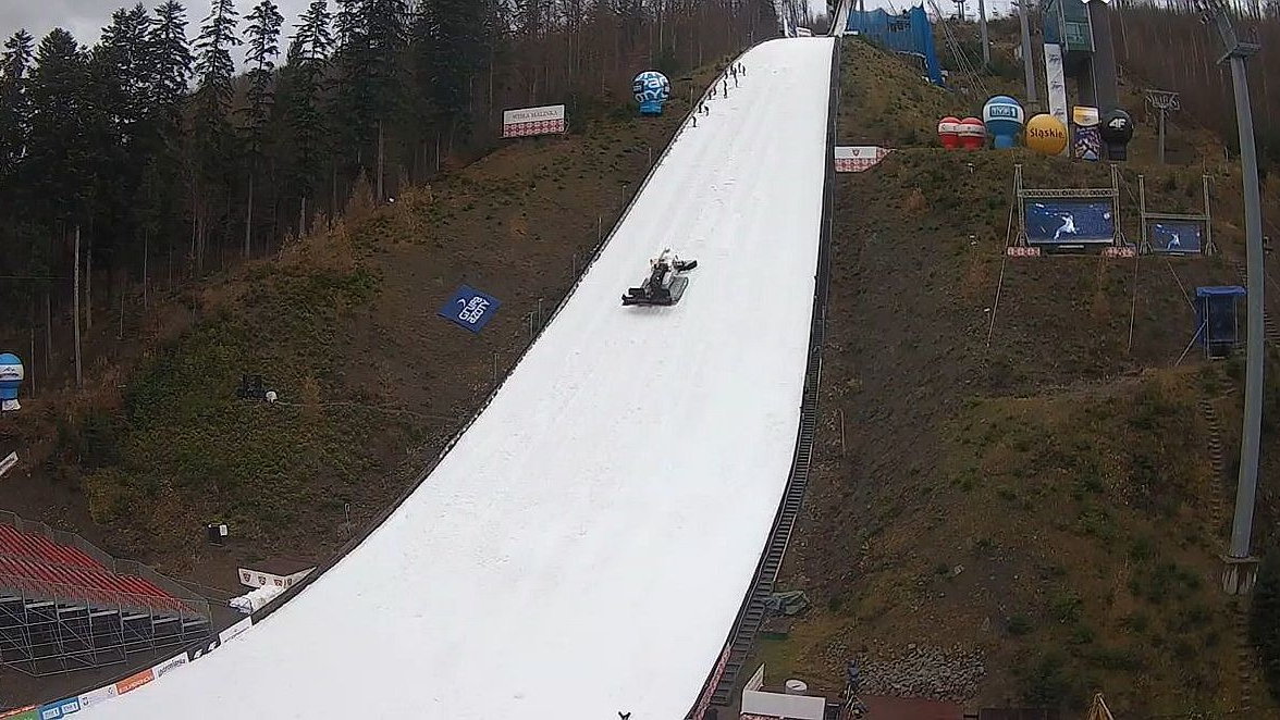 Na skoczni w Wiśle trwają ostatnie prace