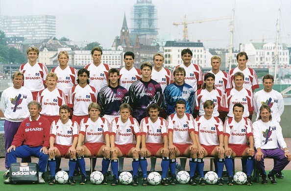 Zespół Hamburger SV. Jan Furtok piąty od lewej, w najniższym rzędzie