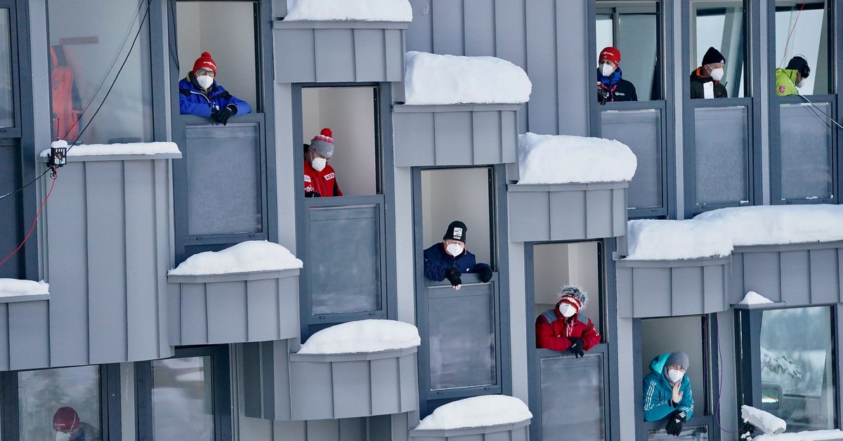 Curious Situation During Ski Jumps: Rules Had to Be Broken
