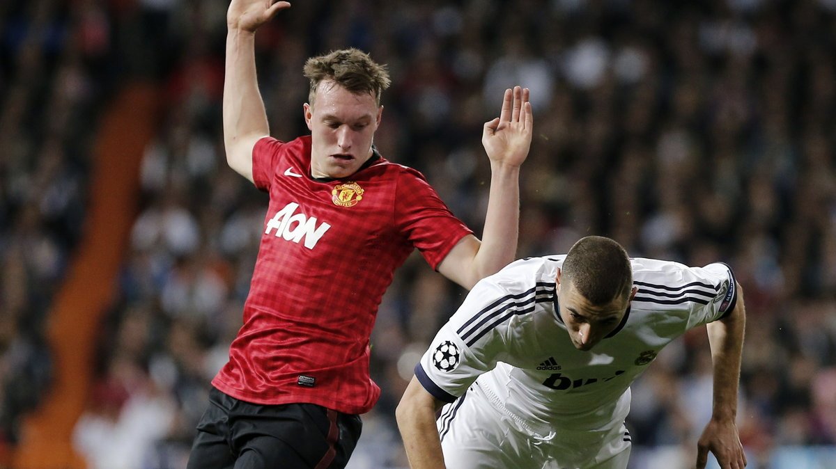 Phil Jones (L)