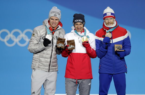 18218008 - ZIO PYEONGCHANG 2018 SKOKI NARCIARSKIE (Kamil Stoch Andreas Wellinger Robert Johansson)